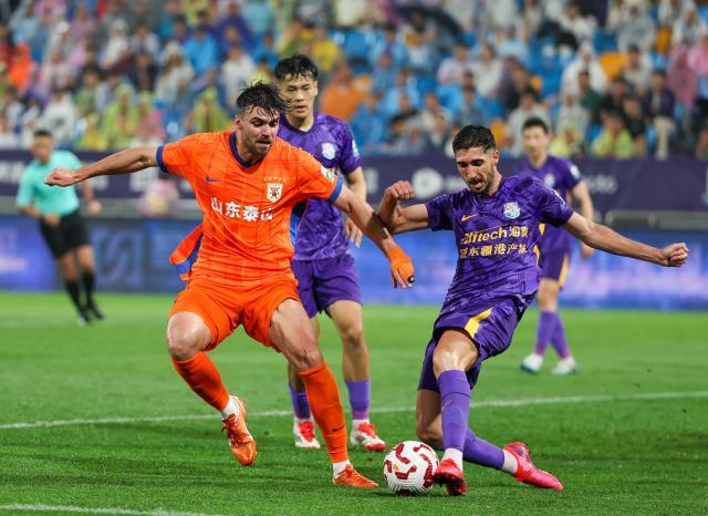 1750003135879057091.jpg (体育)(8)足球——中超:天津津门虎胜山东泰山XxjpseC007519_20250614_PEPFN0A001.jpg