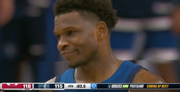 kaiyun-功亏一篑！爱德华兹绝平三分失手 球队遗憾落败