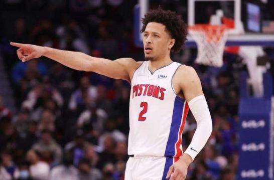 开云-【人物】单场34分创生涯新高 坎宁安撕碎水货标签