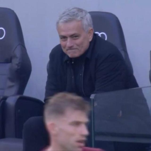 1614531348935086222.jpg EvUwf53UUAUXpsN.jpg