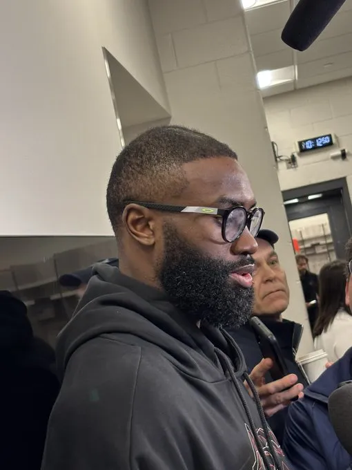 开云体育官网-杰伦-布朗谈大胜：这场比赛是凯尔特人篮球的精彩展示